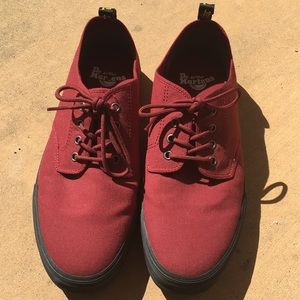 Dr. Martens sneakers maroon